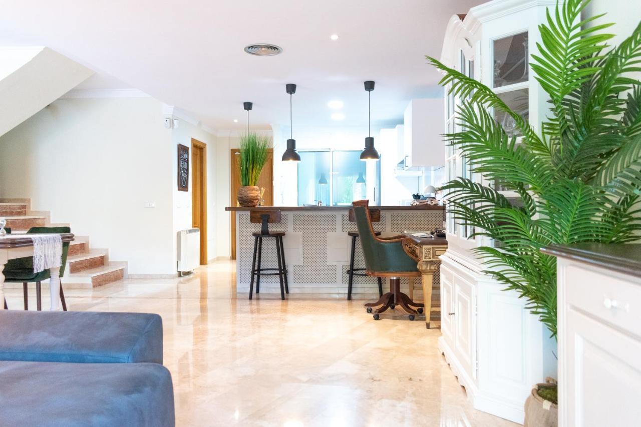 Golden Mile Duplex Appartement *